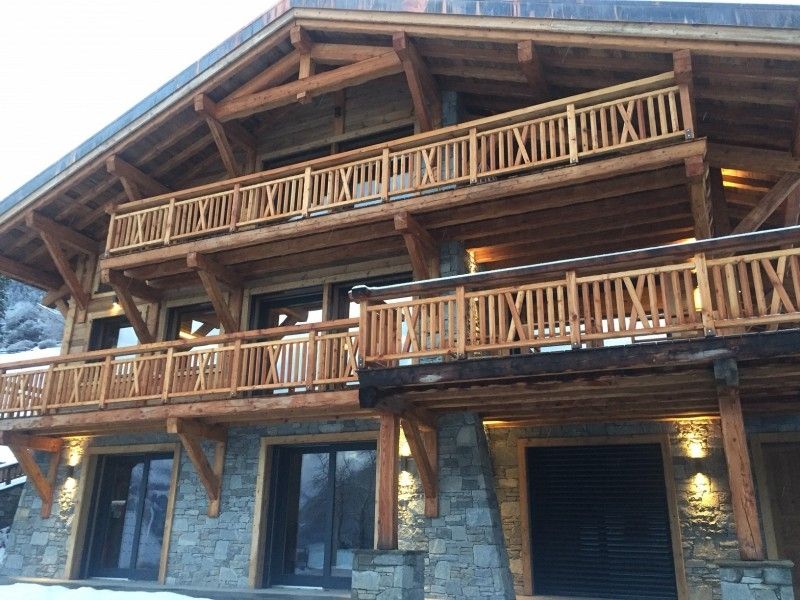 Chalet Laurentides met buiten-jacuzzi en sauna - 16 personen