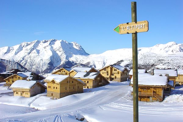 Les Chalets de L'Altiport