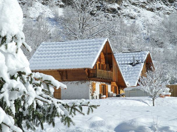 Chalet La Lauze met privé-zwembad - 14 personen