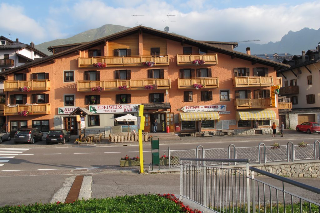 Hotel Edelweiss