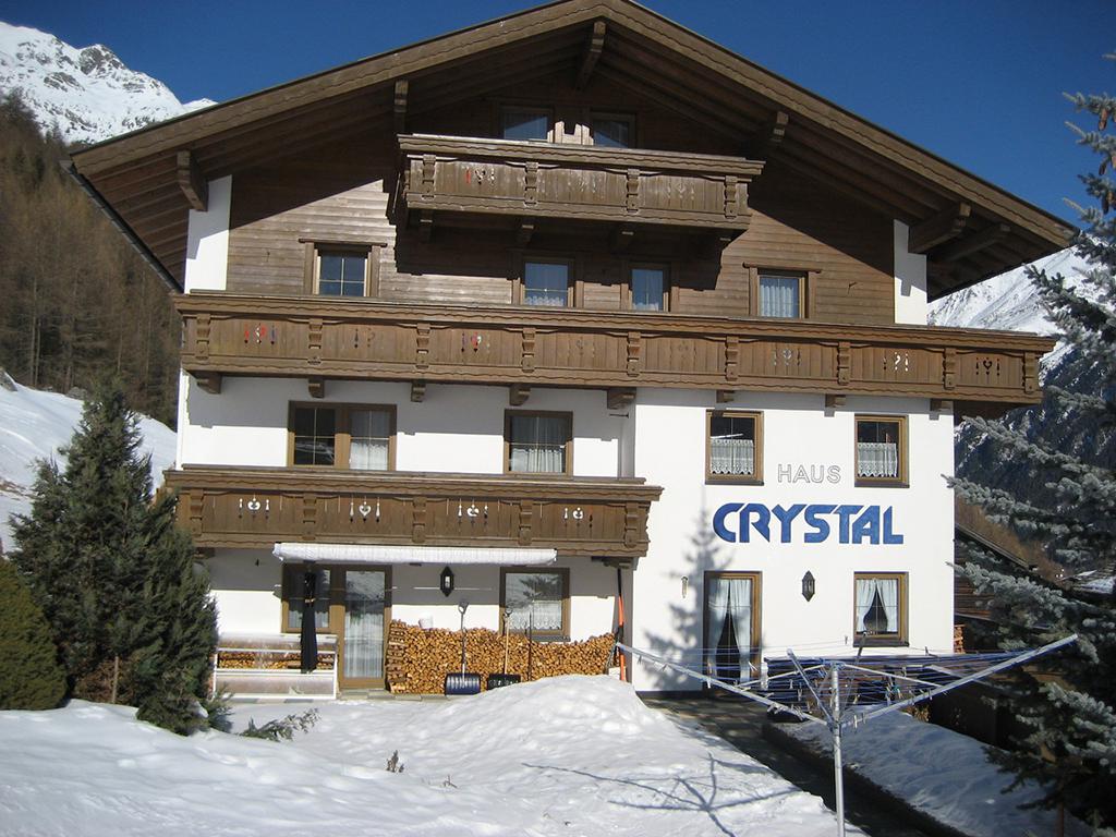 Haus Crystal